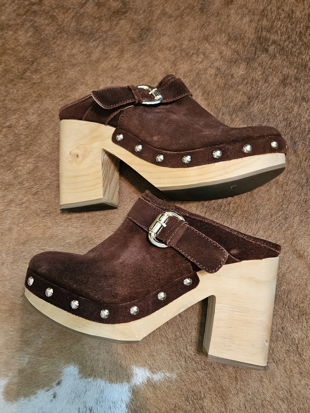 Steve Madden Heilde Brown Suede Studded Clog Mules - Classic Platform Heel 8.5